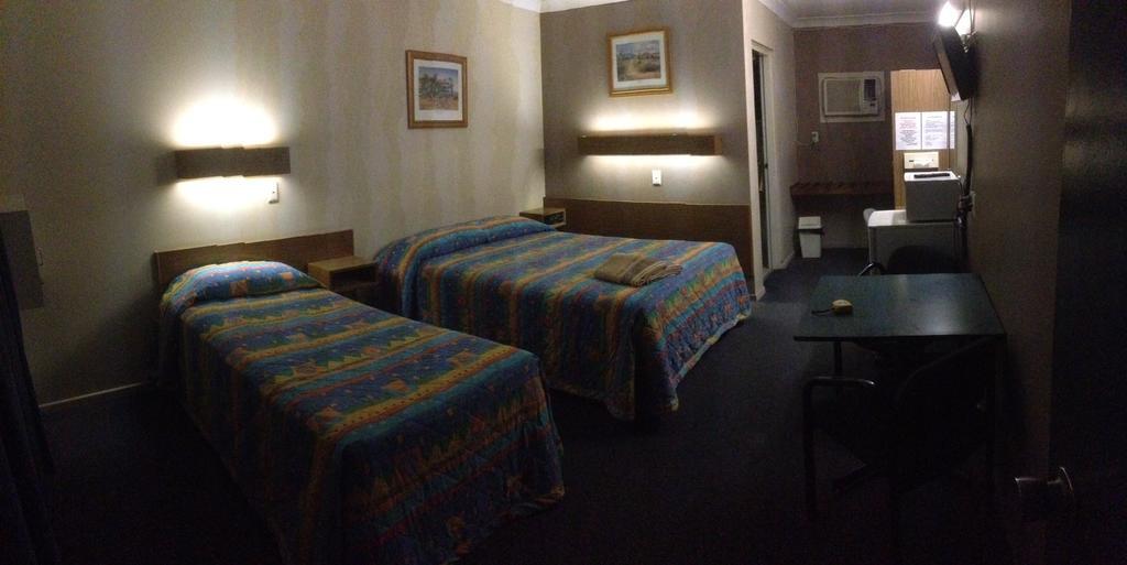 Ipswich City Motel Room photo