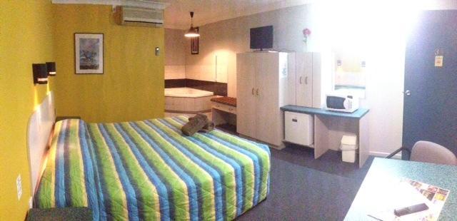 Ipswich City Motel Room photo